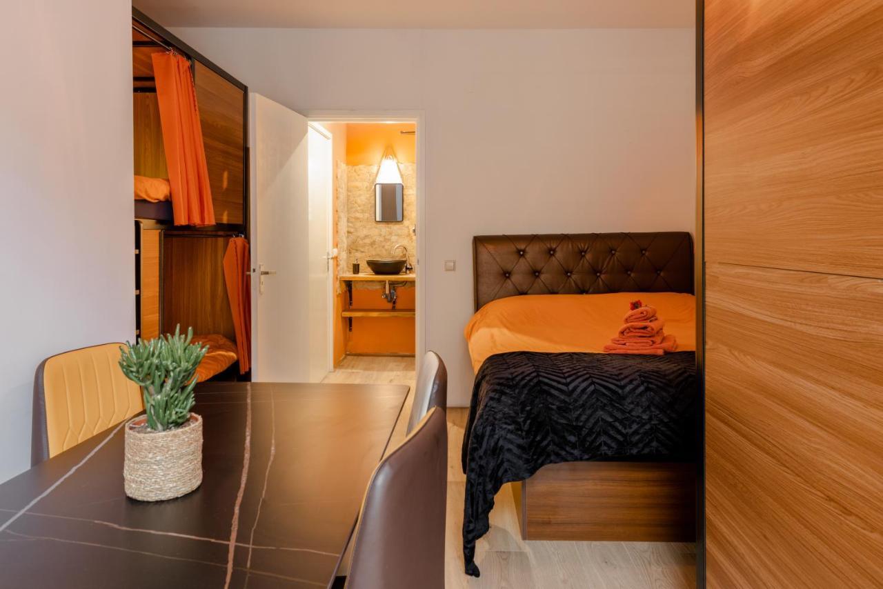 Recharge Hostel ロッテルダム エクステリア 写真