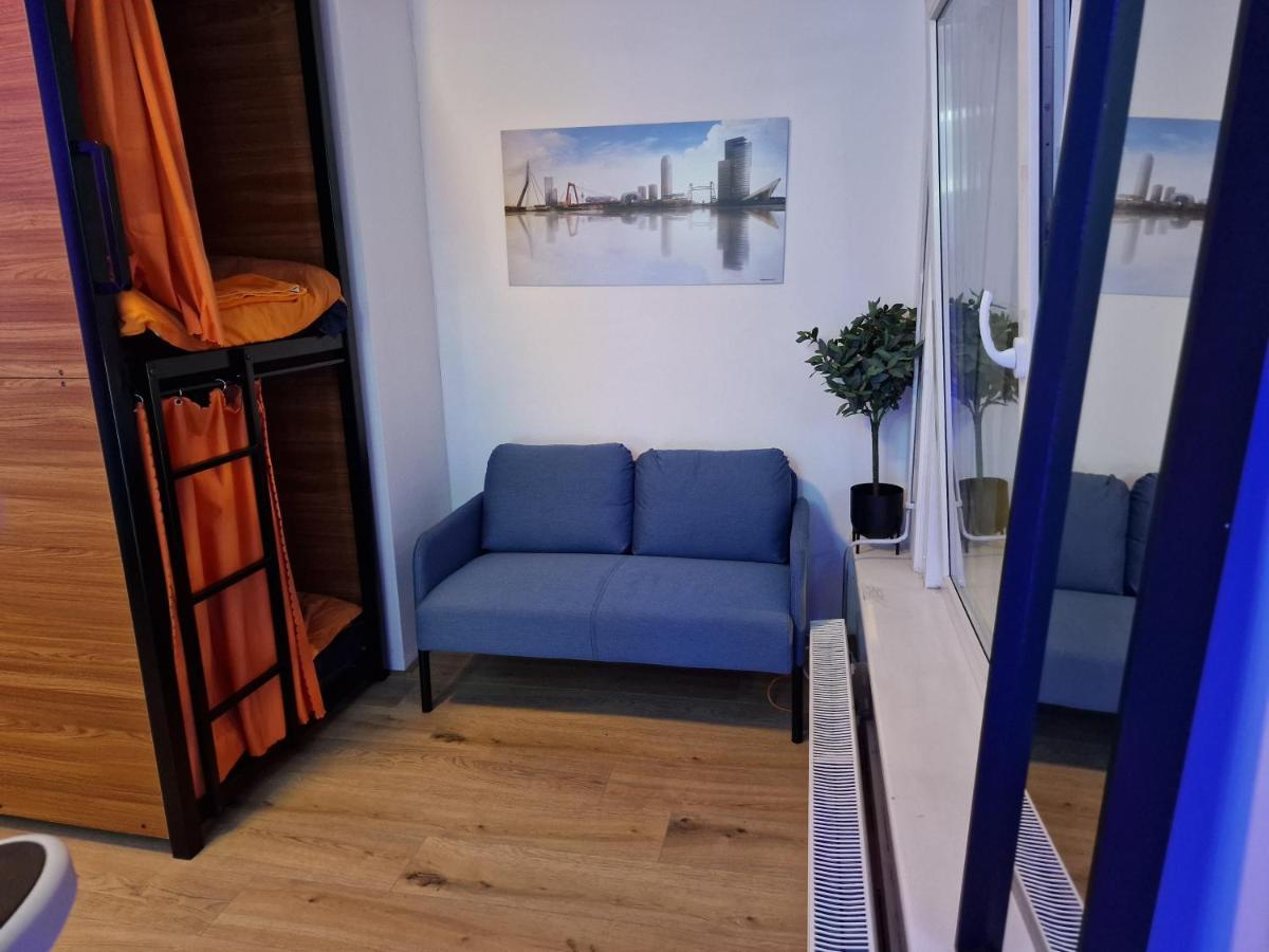 Recharge Hostel ロッテルダム エクステリア 写真