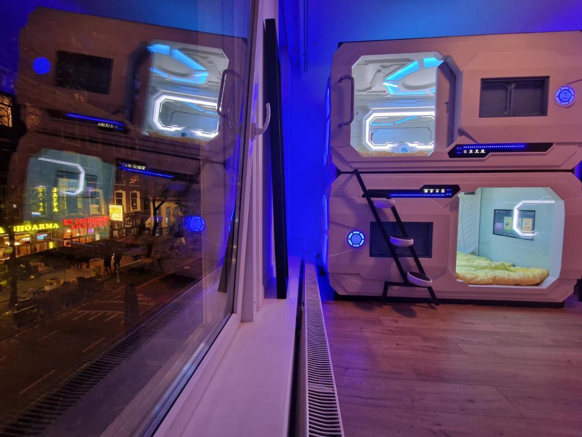 Recharge Hostel ロッテルダム エクステリア 写真