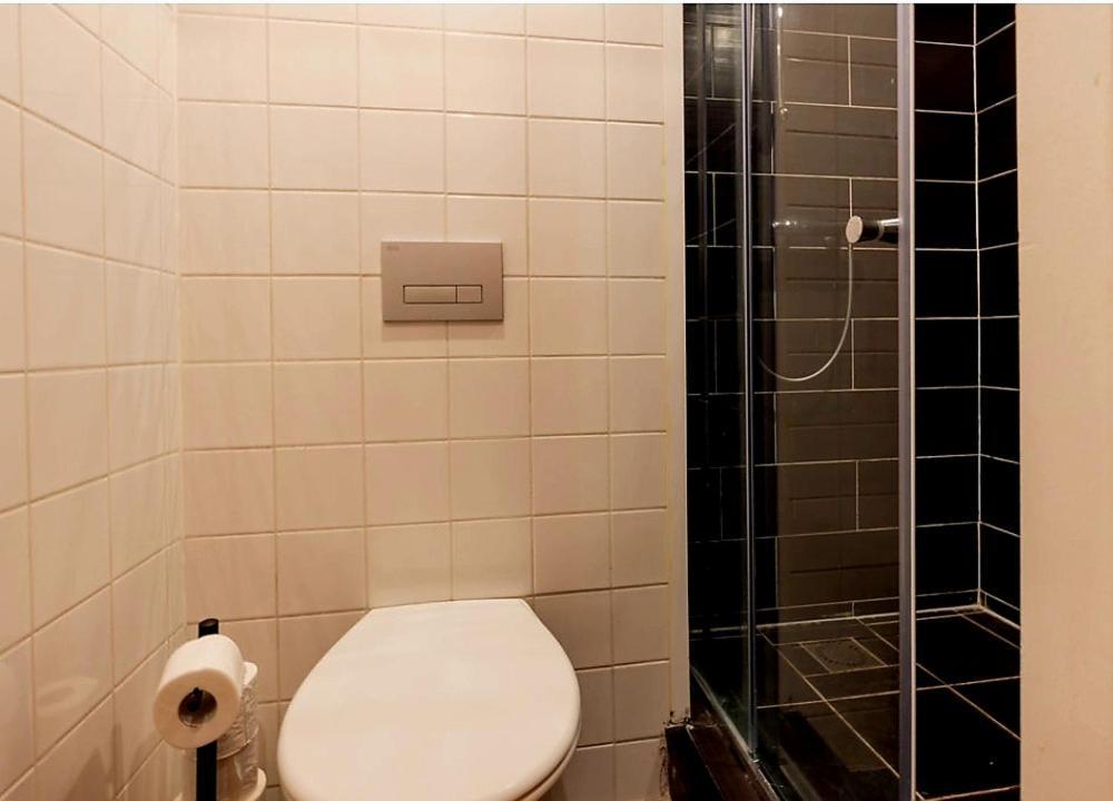 Recharge Hostel ロッテルダム エクステリア 写真