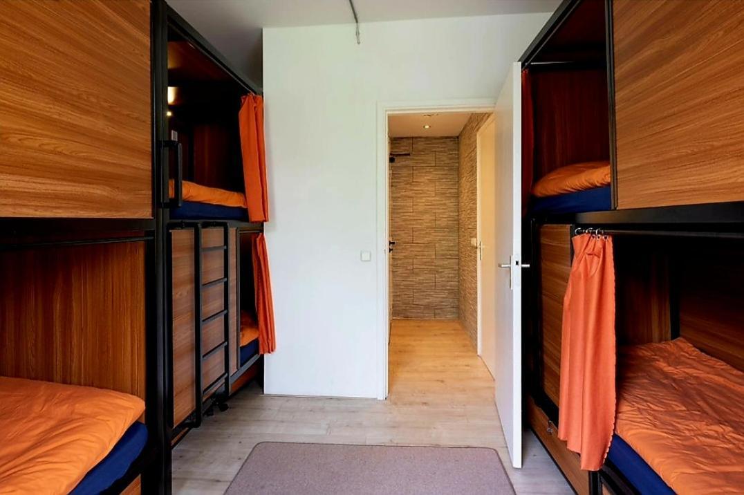Recharge Hostel ロッテルダム エクステリア 写真